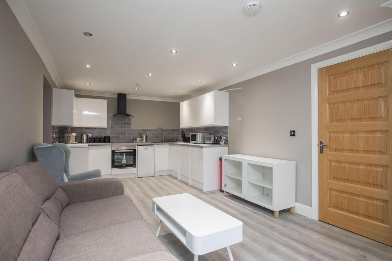 Surbiton Riverside Central Kingston Flat 1B מראה חיצוני תמונה